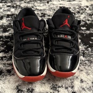 Jordan 11 bred low kids size 13c